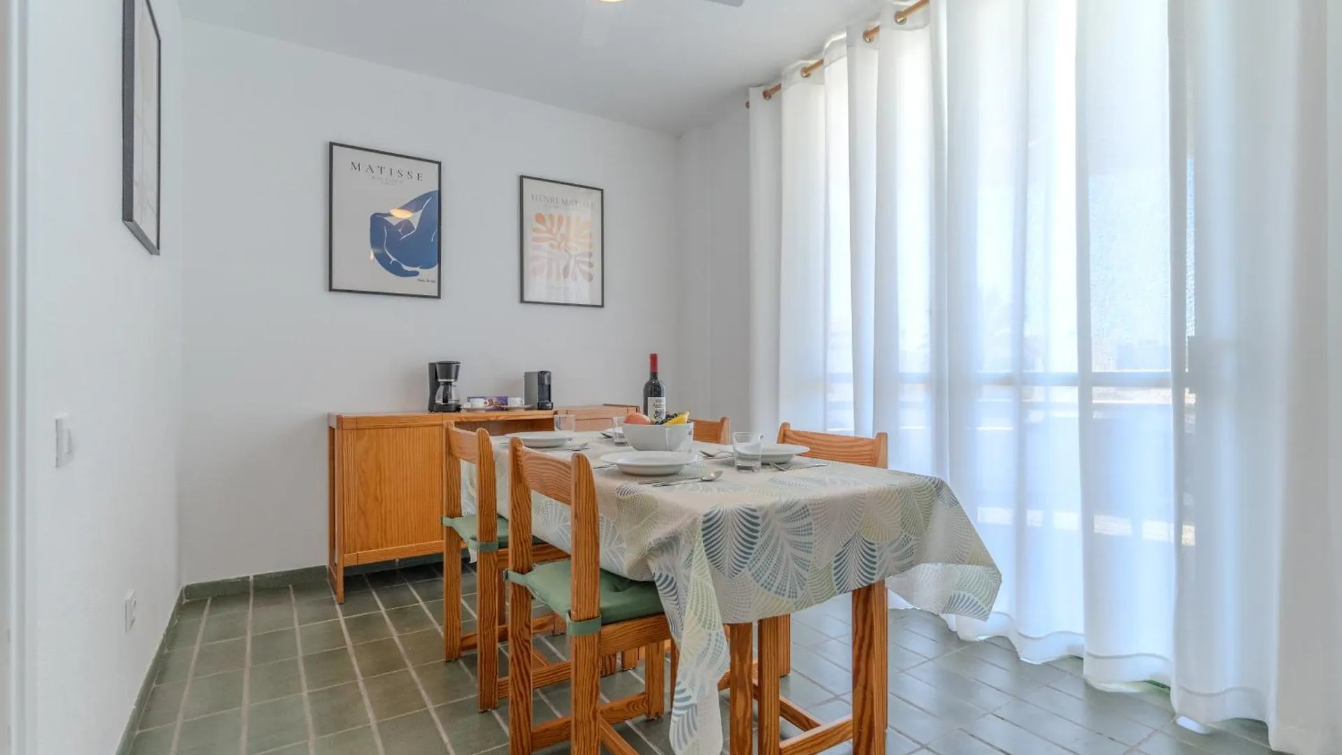 Apartment Go2Tenerife Apart Sira Family, Pool & Beach Playa de las Americas
