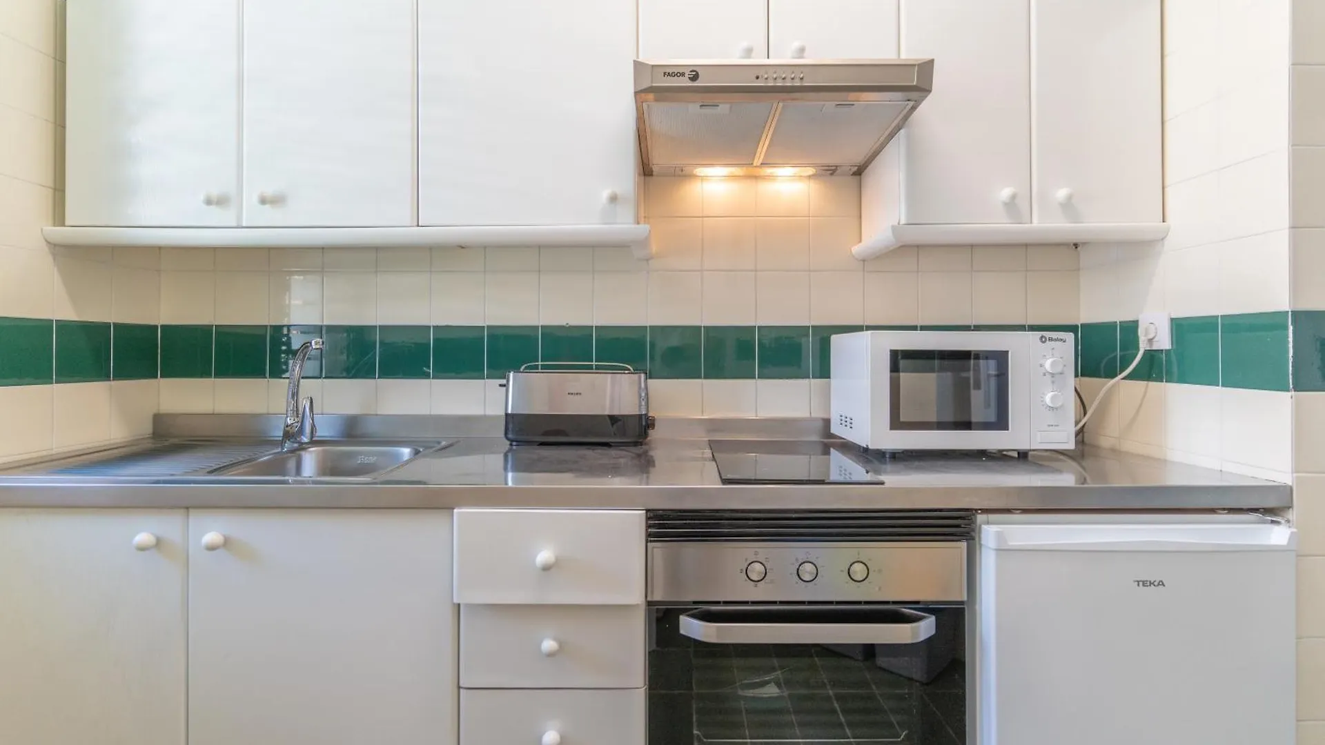 Apartment Go2Tenerife Apart Sira Family, Pool & Beach Playa de las Americas  Spain